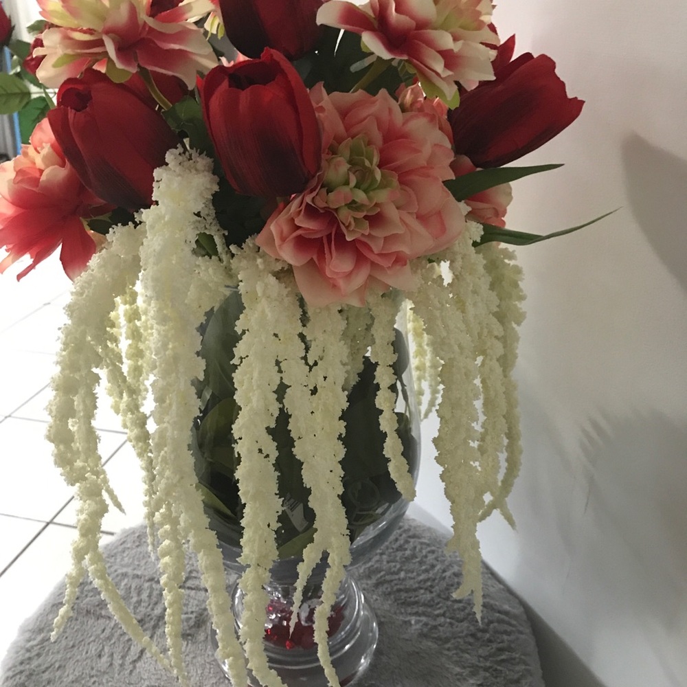 Center table decoration - Picture 6 of 11